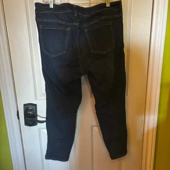 Torrid jeans - Picture 3 of 3